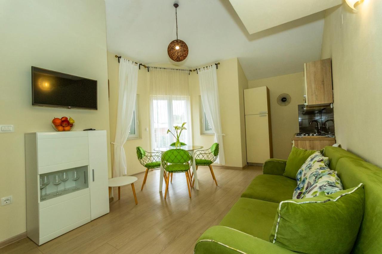 Apartments La Mirage Pirovac Exteriér fotografie